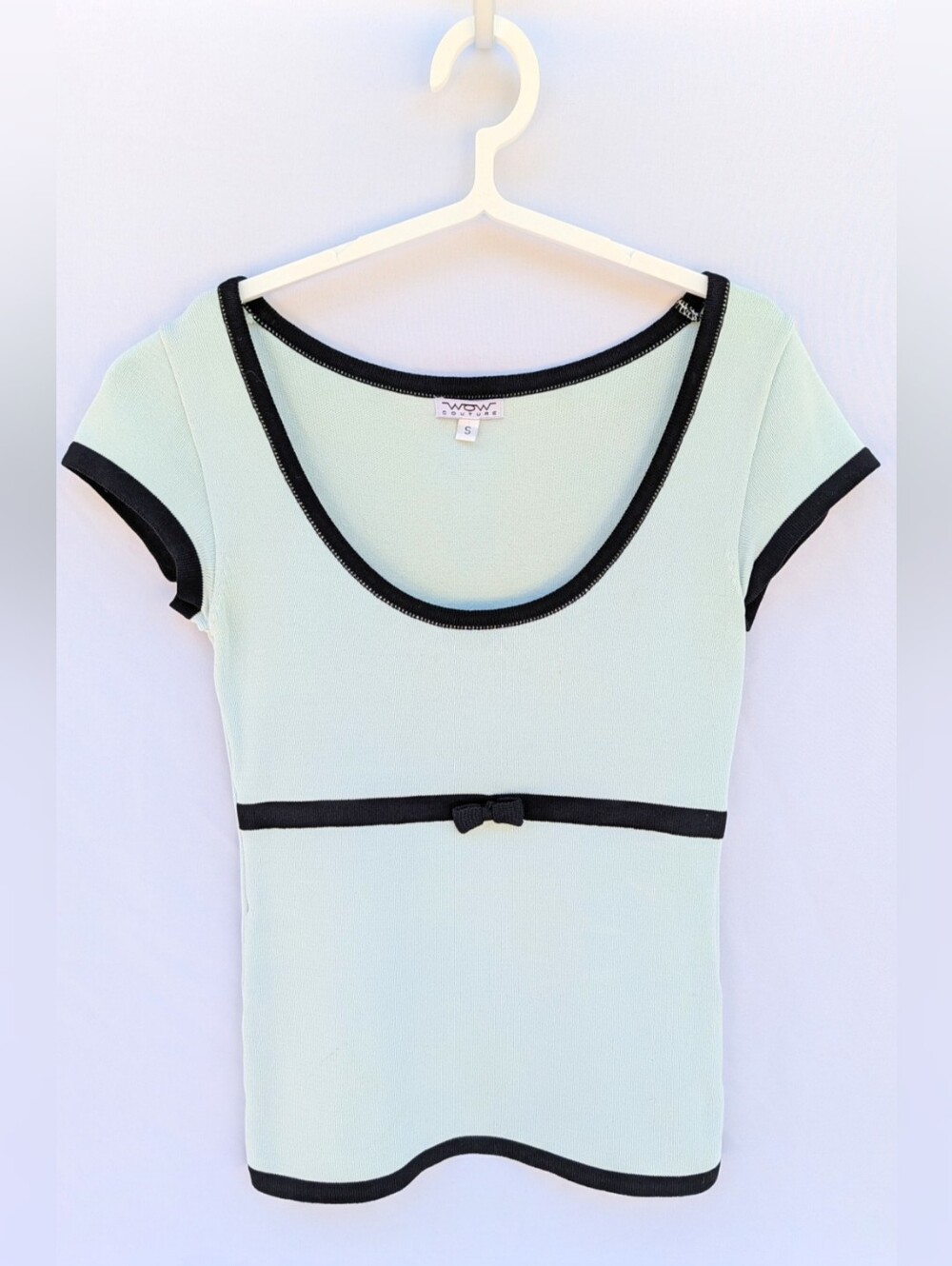 WOW Couture Short Sleeve Black Outlined Top